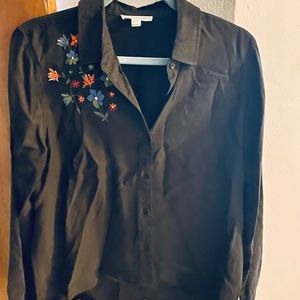 black, medium fun blouse